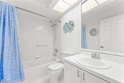 12739 Devonshire Lakes Cir, Fort Myers FL - photo 18 of 24