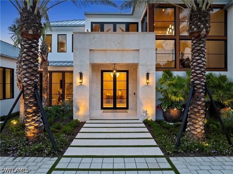 5 bedroom SingleFamilyResidence at 745 Pectin Rd, Coquina Sands, Naples — photo 2