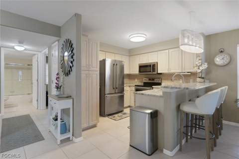 1018 SE 38th St 101, Cape Coral FL - photo 6 of 23