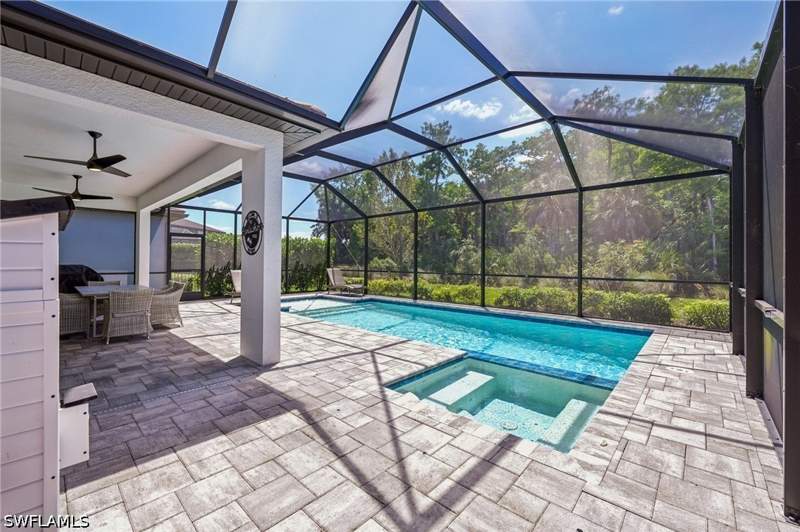 4 bedroom SingleFamilyResidence at 10395 Ventana Ln, Ventana Pointe, Naples — photo 4