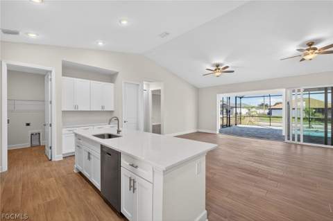 615 SW 26th Ter, Cape Coral FL - photo 14 of 36