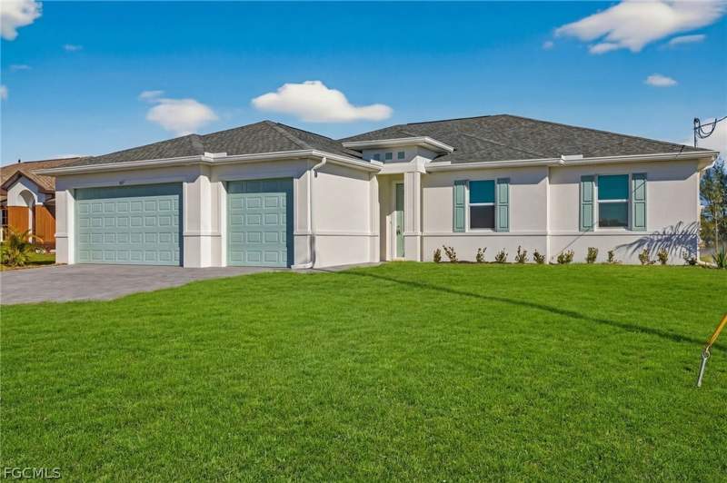4 bedroom SingleFamilyResidence at 615 SW 26th Ter, Cape Coral, Cape Coral — photo 2