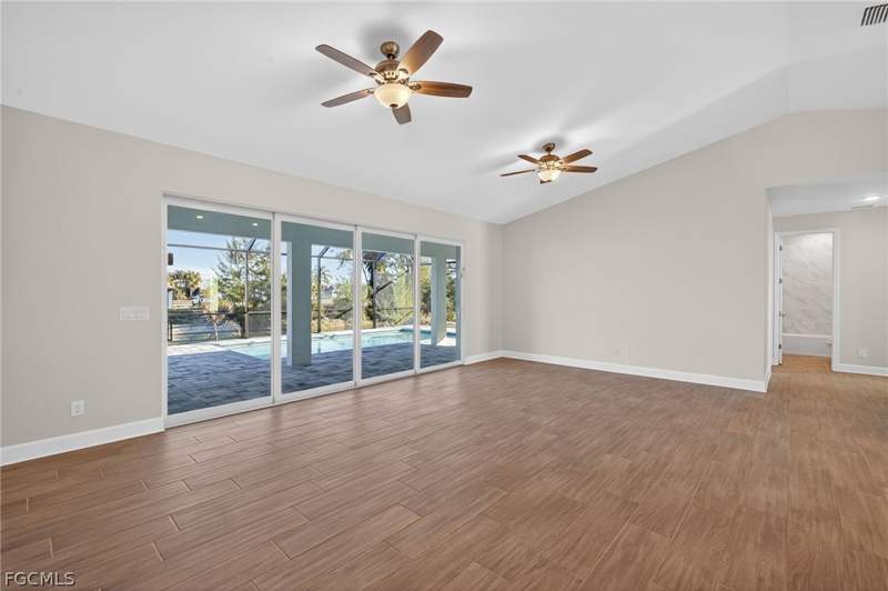 4 bedroom SingleFamilyResidence at 615 SW 26th Ter, Cape Coral, Cape Coral — photo 5
