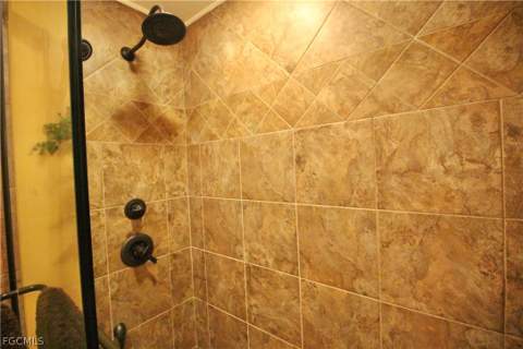 9641 Halyards Ct 12, Fort Myers FL - photo 10 of 48