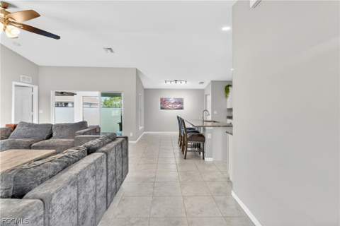403 NW 17th Ter, Cape Coral FL - photo 13 of 50