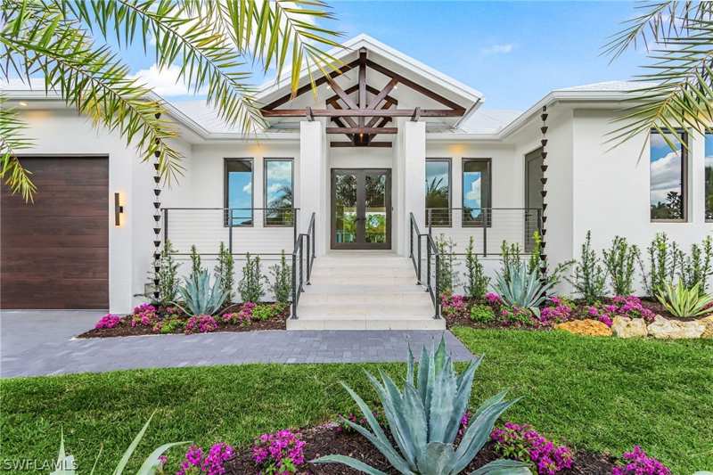 4 bedroom SingleFamilyResidence at 2393 Longboat Dr, Coconut River, Naples — photo 1