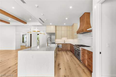 2393 Longboat Dr, Naples FL - photo 9 of 50