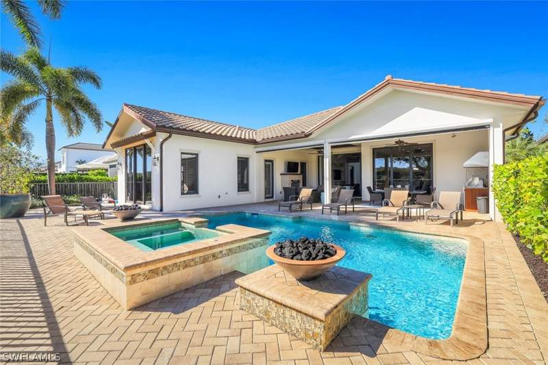 3 bedroom SingleFamilyResidence at 16812 Brightling Way, Brightling, Naples — photo 2