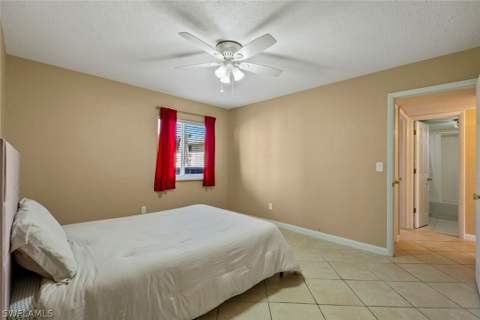4629 Bayshore Dr J3, Naples FL - photo 18 of 30