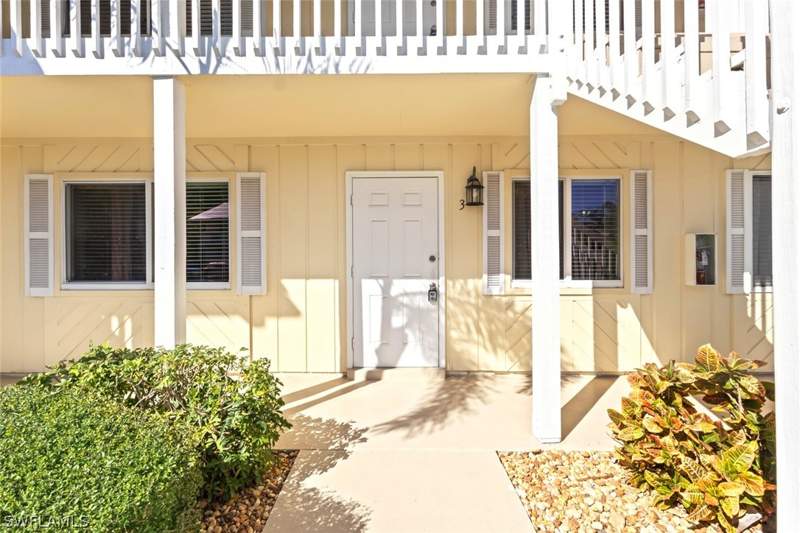 2 bedroom Condominium at 4629 Bayshore Dr J3, Abaco Bay, Naples — photo 3
