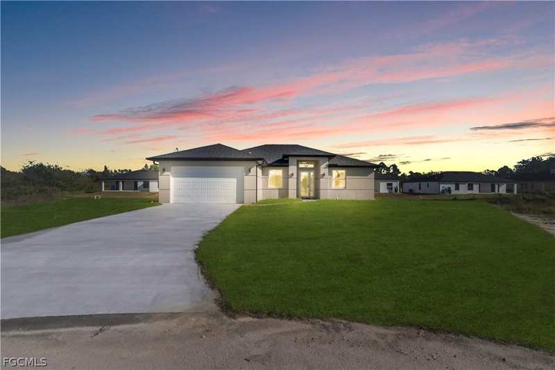 3 bedroom SingleFamilyResidence at 1930 Zombar Ct, Greenbriar, Lehigh Acres — photo 1