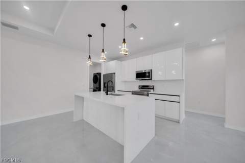 1930 Zombar Ct, Lehigh Acres FL - photo 10 of 48