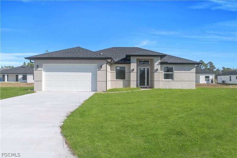 3 bedroom SingleFamilyResidence at 1930 Zombar Ct, Greenbriar, Lehigh Acres — photo 4