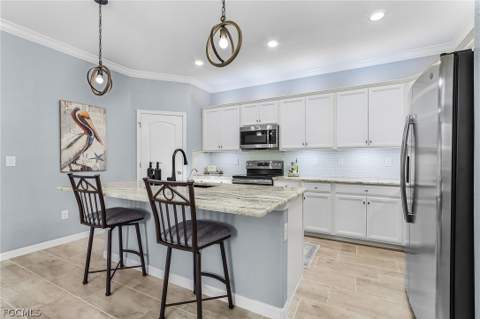 10500 Pistoia Dr, Fort Myers FL - photo 11 of 42