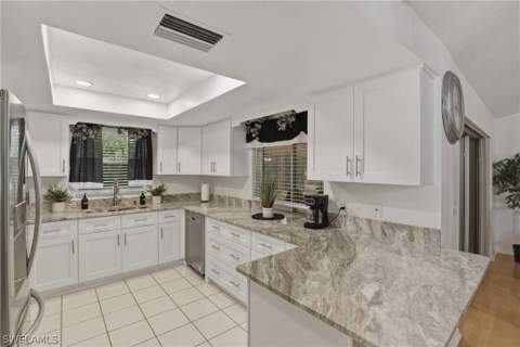 219 SE 16th Ter, Cape Coral FL - photo 9 of 22