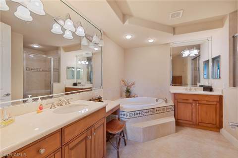580 El Camino Real 3705, Naples FL - photo 10 of 15