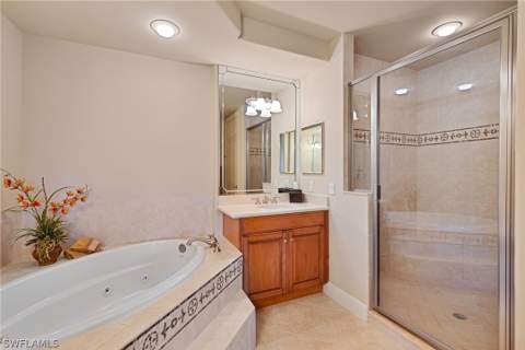 580 El Camino Real 3705, Naples FL - photo 9 of 15