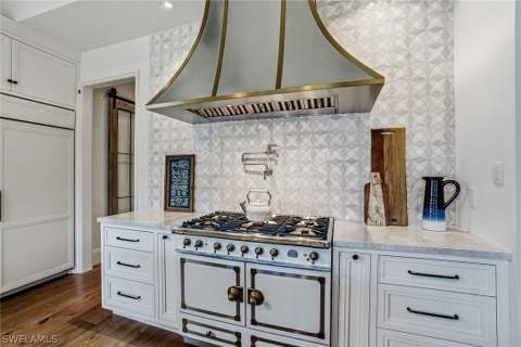 325 Cocohatchee Blvd, Naples FL - photo 11 of 38