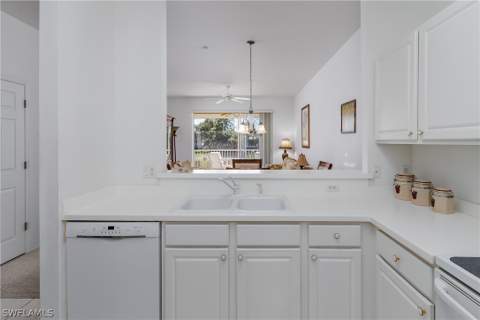 3972 Bishopwood Ct E 2-203, Naples FL - photo 11 of 37