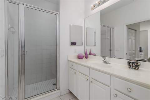 3972 Bishopwood Ct E 2-203, Naples FL - photo 16 of 37