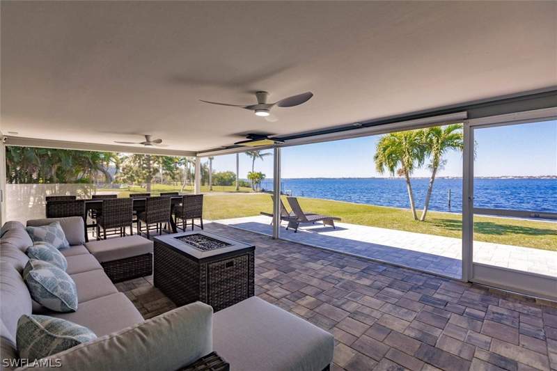 4 bedroom SingleFamilyResidence at 138 Riverview RD, CORAL PARK, Fort Myers — photo 5