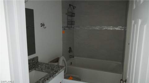 3918 NW 40th Ter, Cape Coral FL - photo 9 of 15