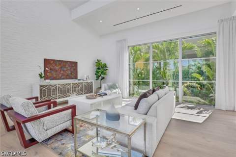 3724 Grove Cir, Naples FL - photo 12 of 25
