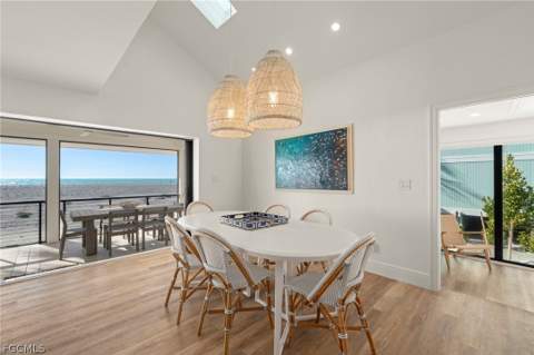 19 Beach Homes, Captiva FL - photo 15 of 49