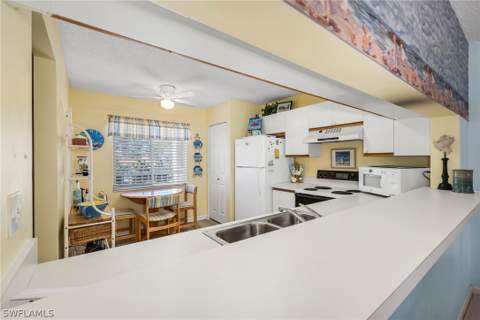 7025 Dennis Cir G202, Naples FL - photo 6 of 48