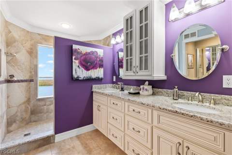 4183 Bay Beach Ln 374, Fort Myers Beach FL - photo 12 of 33