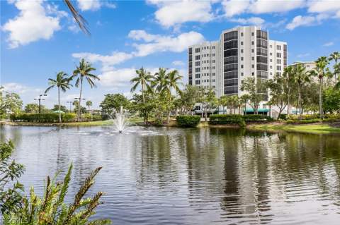 4183 Bay Beach Ln 374, Fort Myers Beach FL - photo 24 of 33