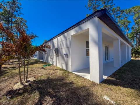 3106 Myra Ln, Labelle FL - photo 7 of 45