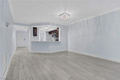 773 Wiggins Lake Dr 104, Naples FL - photo 18 of 47