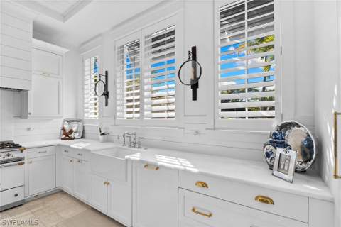 901 10th Ave S, Naples FL - photo 9 of 50