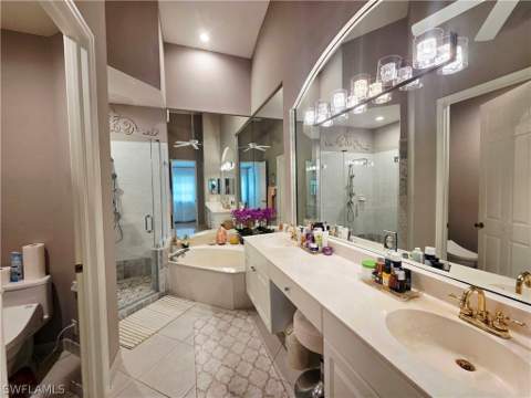 6775 Huntington Lakes Cir 202, Naples FL - photo 11 of 46