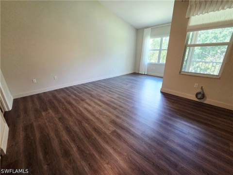 6775 Huntington Lakes Cir 202, Naples FL - photo 6 of 46