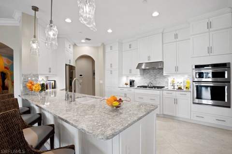 16391 Viansa Way 101, Naples FL - photo 12 of 49