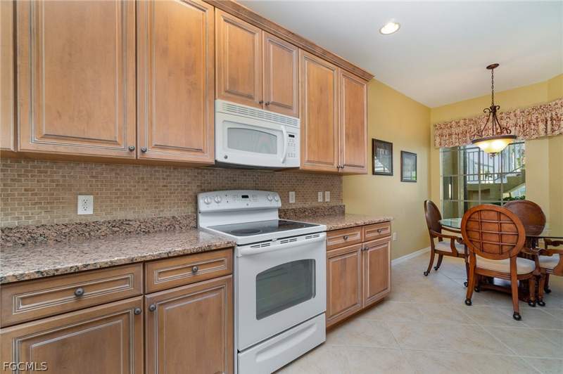 2 bedroom Condominium at 14531 Abaco Lakes Dr 103, Sonsette, Fort Myers — photo 5