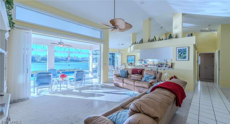 3 bedroom SingleFamilyResidence at 22355 Fountain Lakes Blvd, Fountain Lakes, Estero — photo 4