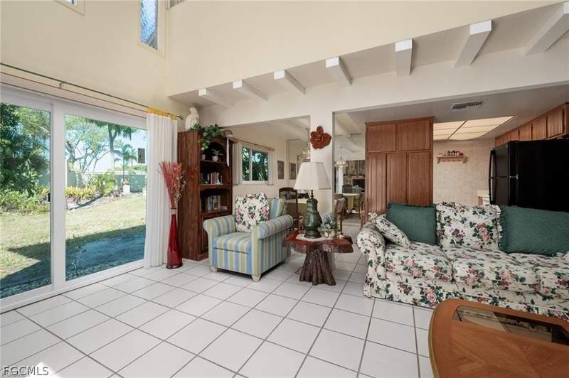 1 bedroom Townhouse at 4280 Island Cir C, Caloosa Bayview, Fort Myers — photo 4