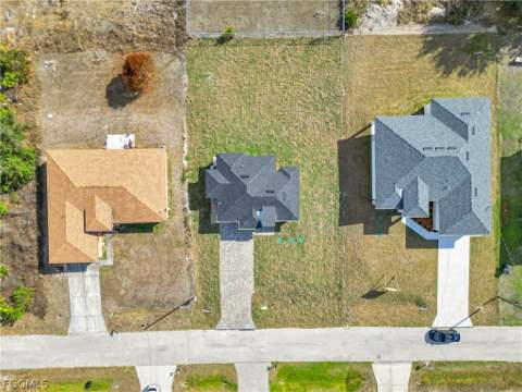 2607 41st St W, Lehigh Acres FL - photo 6 of 29