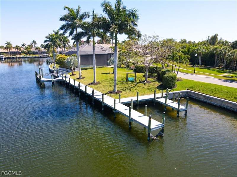 3 bedroom SingleFamilyResidence at 5501 Harbour Preserve Cir, Harbour Preserve, Cape Coral — photo 5
