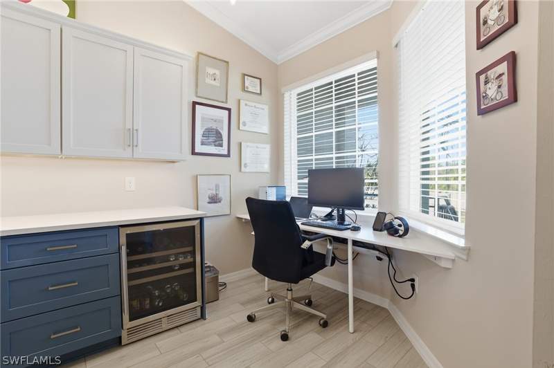 2 bedroom Condominium at 11861 Venetian Lagoon Dr 203, Esplanade Lake Club, Fort Myers — photo 3
