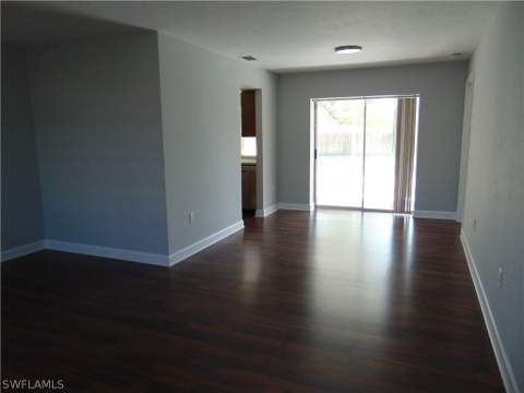 82 Johnnycake Dr, Naples FL - photo 8 of 19