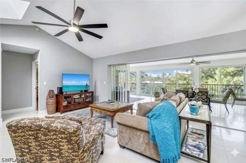 760 Waterford Dr 303, Naples FL - photo 11 of 20