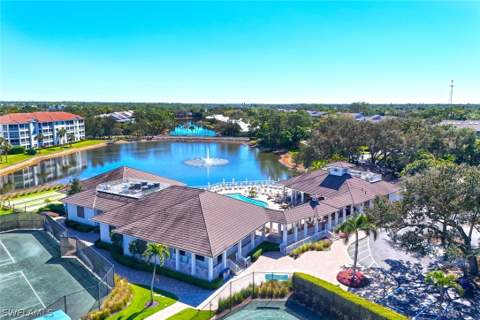 760 Waterford Dr 303, Naples FL - photo 16 of 20