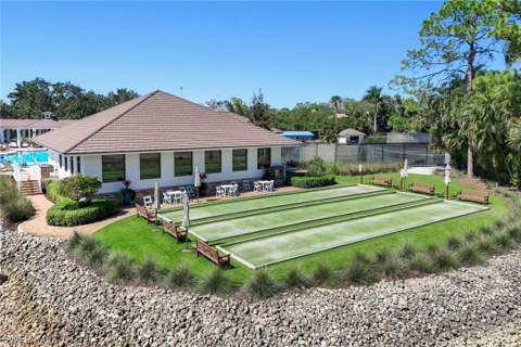 760 Waterford Dr 303, Naples FL - photo 17 of 20