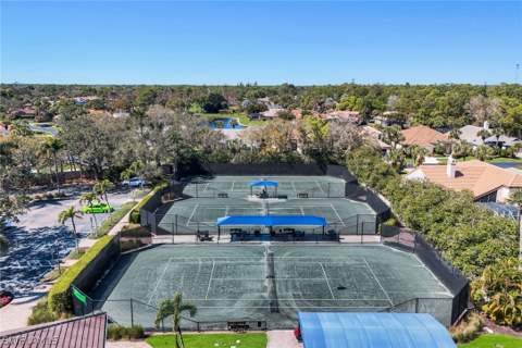 760 Waterford Dr 303, Naples FL - photo 18 of 20