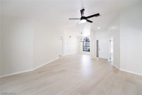 10731 Regent Cir, Naples FL - photo 12 of 35