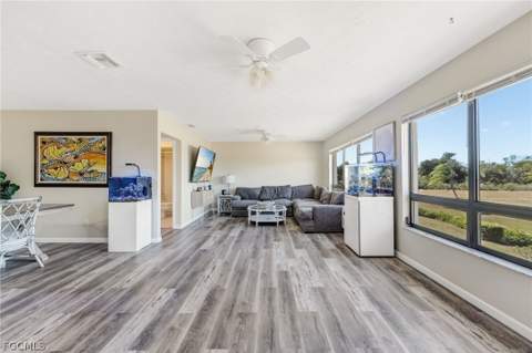 12498 Riverside Dr 205, Fort Myers FL - photo 15 of 46
